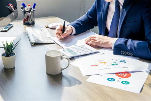 管理咨詢?cè)跀?shù)字時(shí)代的重要性 洞察趨勢(shì) 擁抱變革